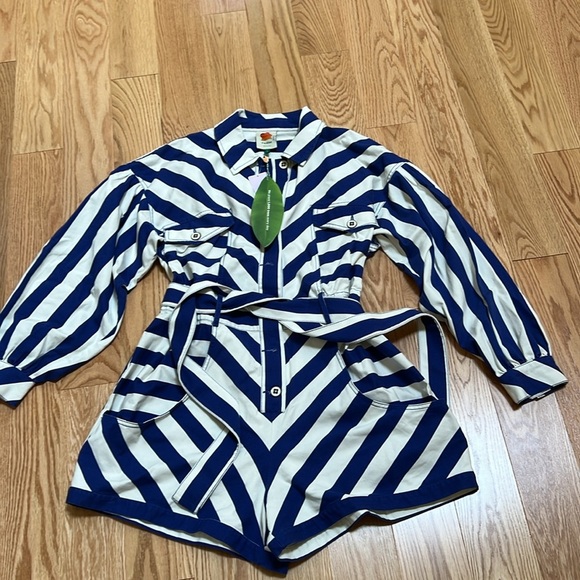 New! Farm rio Large blue combo striped long sleeve romper. - Picture 6 of 14